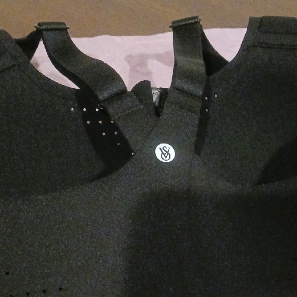 Jockey Black Zip-Front Sports Bra - Picture 12 of 13